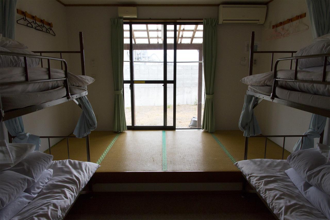 Yakushima Youth Hostel Exterior photo