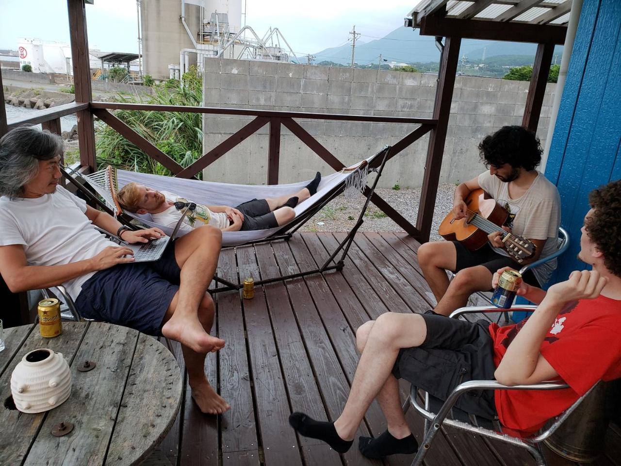 Yakushima Youth Hostel Exterior photo